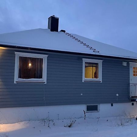 Koselig Hus I Sentrum Av Olderfjord Russenes Dış mekan fotoğraf
